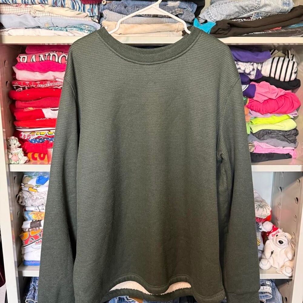 Green fleece sweatshirt with sherpa lining
